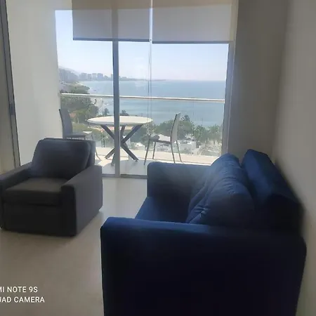 Magnifico Apartamento Con Vista Y Salida Al Mar